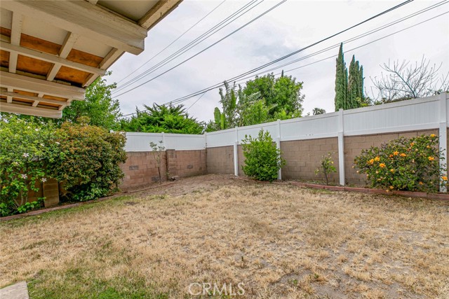 10415 Wish Avenue, Granada Hills CA: https://media.crmls.org/medias/6049d957-6693-4266-91a4-209a72be920e.jpg