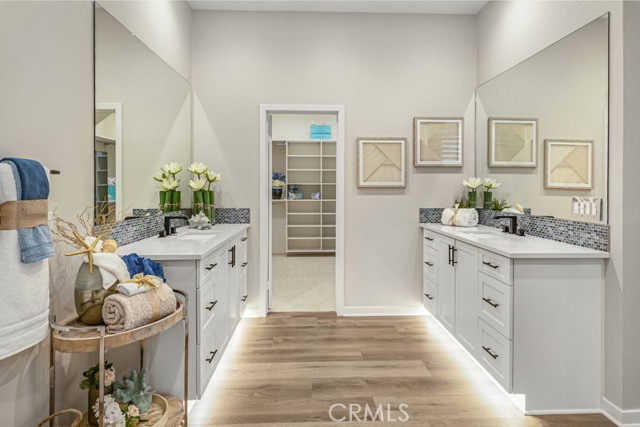 Detail Gallery Image 15 of 23 For 6504 Canyon Oaks, Simi Valley,  CA 93063 - 4 Beds | 3/1 Baths