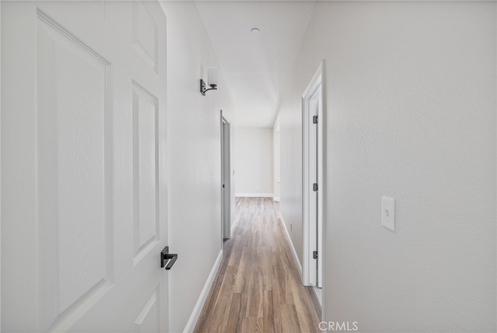 https://media.crmls.org/medias/604ac205-ec00-41c7-a888-eb01313082b2.jpg?preset=X-Large