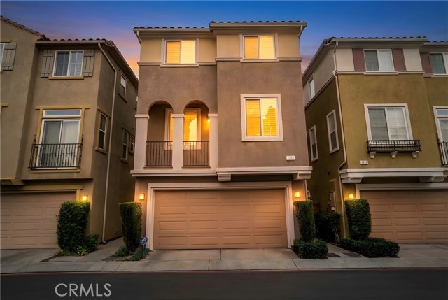 Detail Gallery Image 3 of 35 For 1309 Songbird Way, Torrance,  CA 90501 - 4 Beds | 3/1 Baths