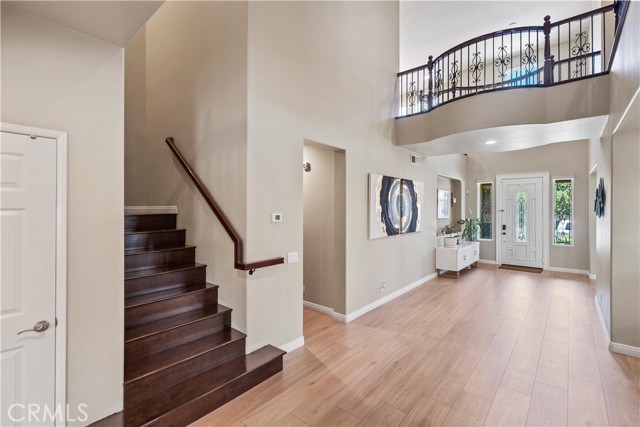 Image 6 of 40 For 13707 Woodside Street