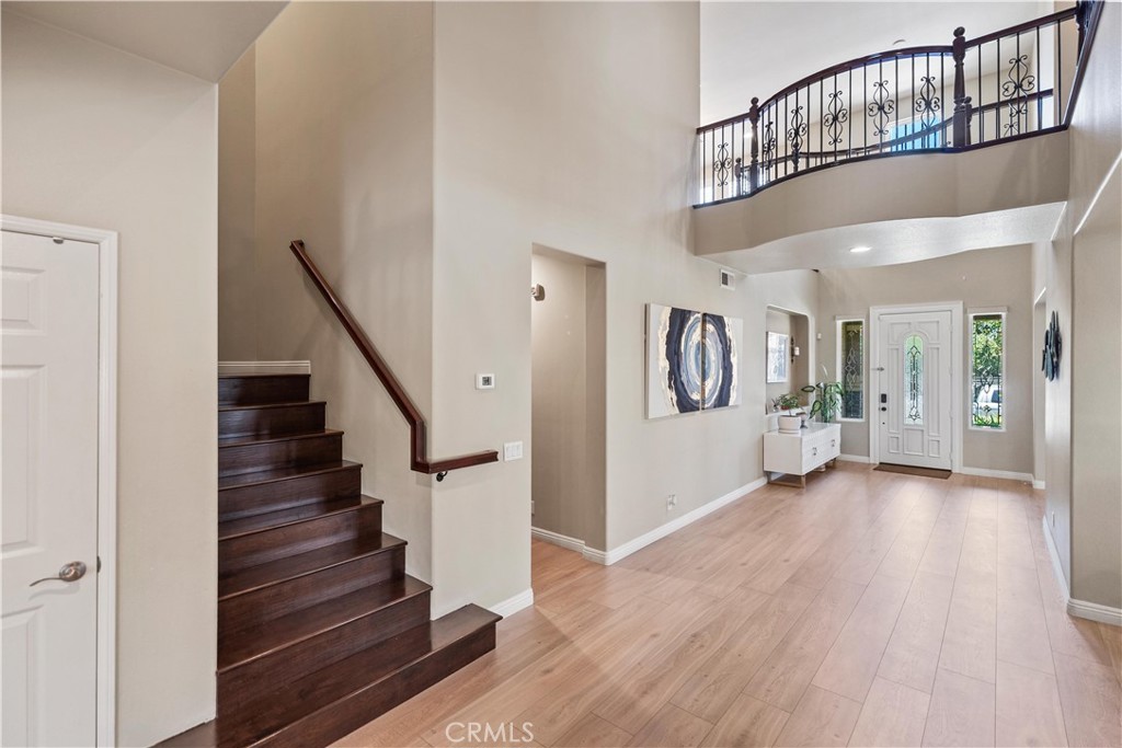 MLS #WS25169872 img 6