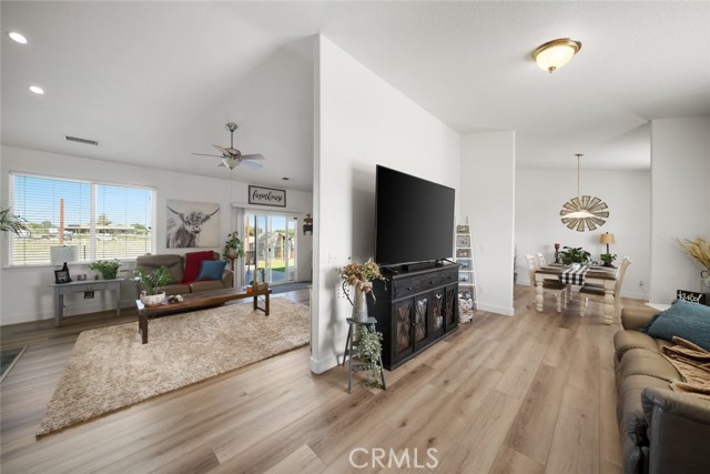 Detail Gallery Image 13 of 33 For 4575 Whispering Oak Way, Paso Robles,  CA 93446 - 4 Beds | 2 Baths