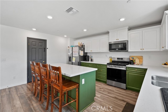 Detail Gallery Image 20 of 44 For 25467 Sedona Ln, Homeland,  CA 92548 - 5 Beds | 2/1 Baths
