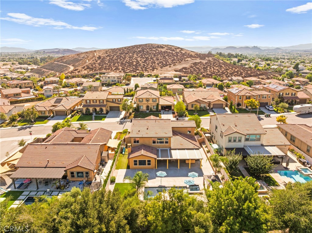 https://media.crmls.org/medias/604d5598-30d6-49fb-8012-177ca793fd90.jpg?preset=X-Large