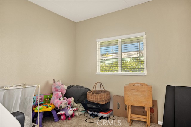 12680 4th St, SPC #29, Yucaipa CA: https://media.crmls.org/medias/604dc1bc-bf01-4700-9113-cf22ac083ef2.jpg