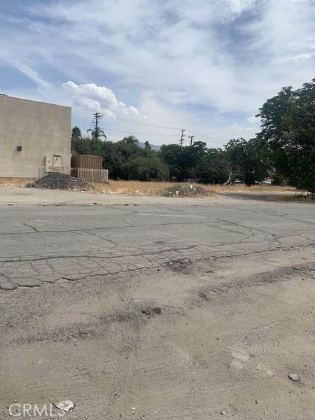 1157 Mt Vernon Avenue, San Bernardino, California 92411, ,Land,For Sale,1157 Mt Vernon Avenue,CRWS22169415