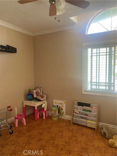 Detail Gallery Image 16 of 22 For 2030 W Dogwood, Anaheim,  CA 92801 - 6 Beds | 3 Baths