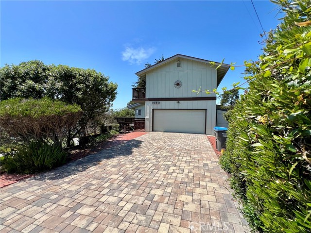 Detail Gallery Image 3 of 35 For 1950 Oxford Ave, Cambria,  CA 93428 - 3 Beds | 2 Baths