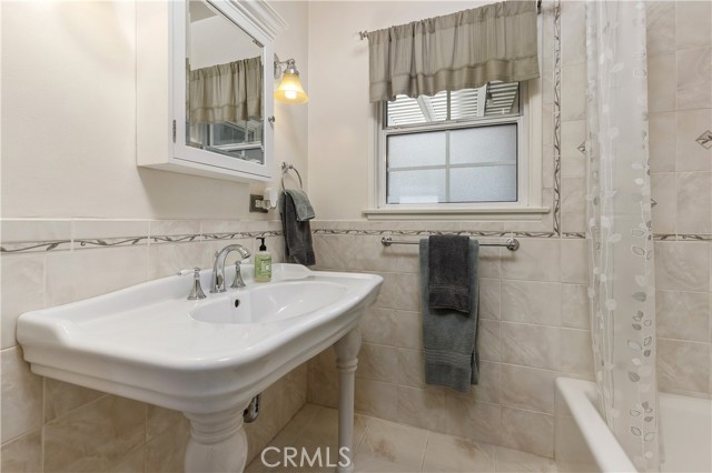 Detail Gallery Image 23 of 34 For 5754 Eckleson, Lakewood,  CA 90713 - 3 Beds | 2 Baths