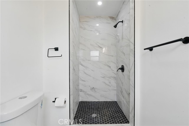 Detail Gallery Image 21 of 35 For 611 S Thorson Ave, Compton,  CA 90221 - 3 Beds | 2 Baths