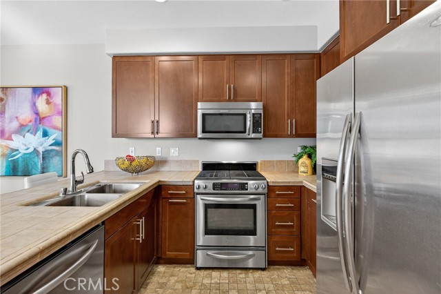 Detail Gallery Image 9 of 20 For 942 S 4th, Montebello,  CA 90640 - 2 Beds | 2/1 Baths