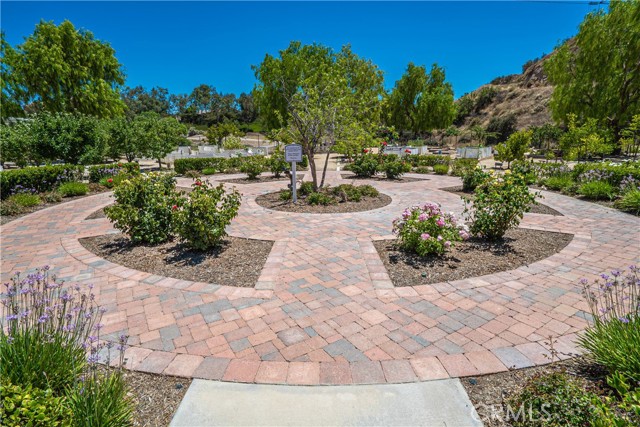 Detail Gallery Image 40 of 60 For 23782 Noble Fir Ct, Valencia,  CA 91354 - 2 Beds | 2 Baths