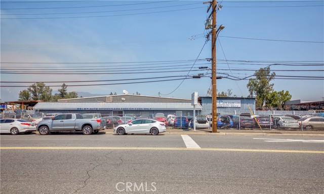 15682 Arrow Boulevard, Fontana, California 92335, ,Commercial Sale,For Sale,15682 Arrow Boulevard,CRCV23075465