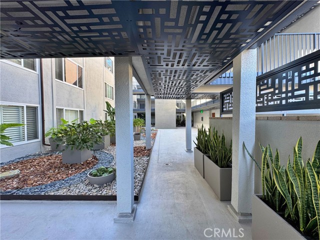 Detail Gallery Image 24 of 24 For 230 S Catalina Ave #107,  Redondo Beach,  CA 90277 - 2 Beds | 2 Baths