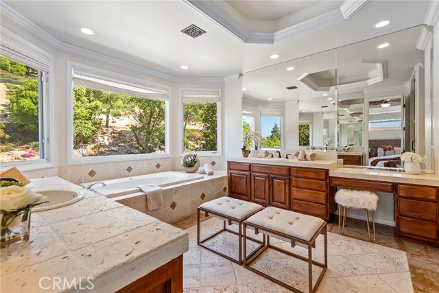 Detail Gallery Image 19 of 52 For 3150 Mountain Park Dr, Calabasas,  CA 91302 - 5 Beds | 4/1 Baths
