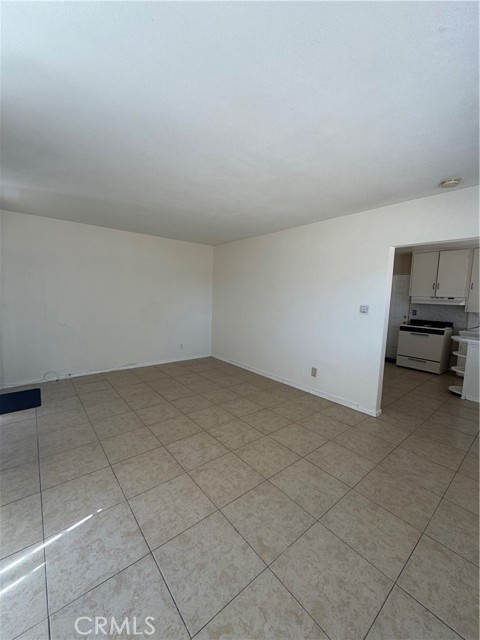 5214 Golden Avenue, Riverside CA: https://media.crmls.org/medias/6051303f-e6f7-4347-9862-74eed7478f4c.jpg