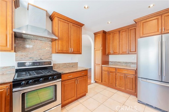 Detail Gallery Image 7 of 40 For 13 W Yale, Irvine,  CA 92604 - 3 Beds | 2/1 Baths