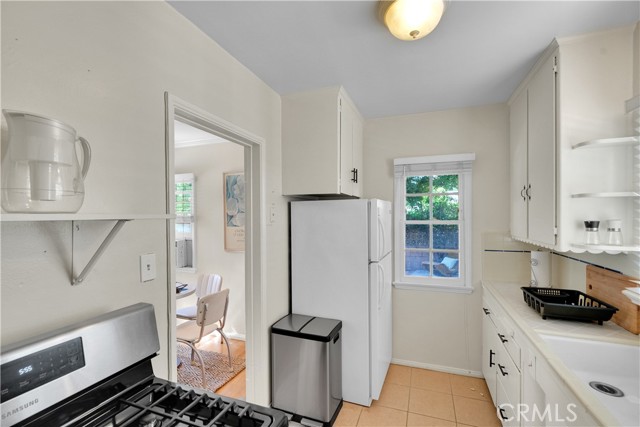 Detail Gallery Image 15 of 32 For 4270 Troost, Studio City,  CA 91604 - 2 Beds | 1 Baths