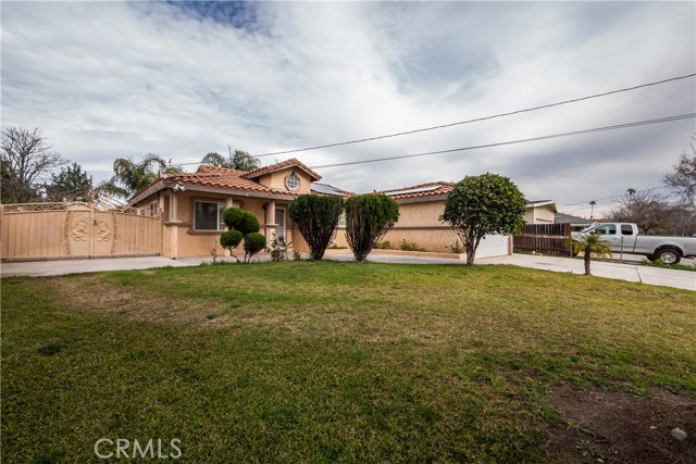 16226 Montgomery Ave, Fontana, CA 92336