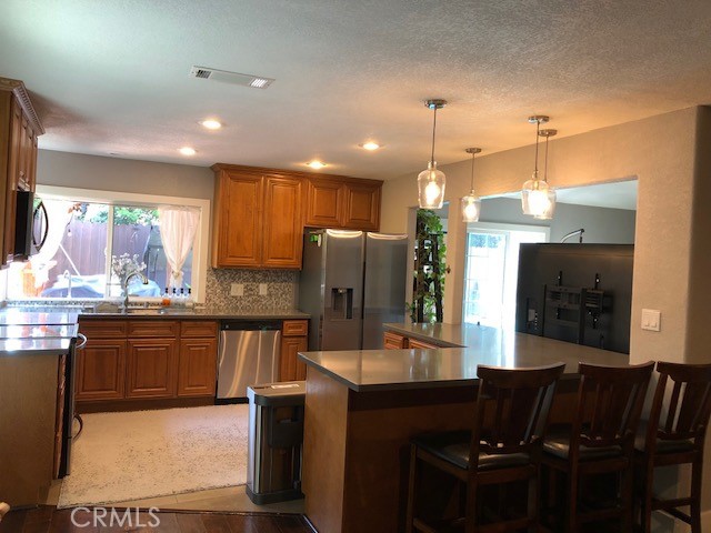 Detail Gallery Image 13 of 28 For 1048 Vernal, Merced,  CA 95340 - 4 Beds | 2 Baths