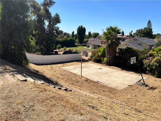 Detail Gallery Image 17 of 18 For 11849 Vista De Cerros Dr, Moreno Valley,  CA 92555 - 4 Beds | 3 Baths