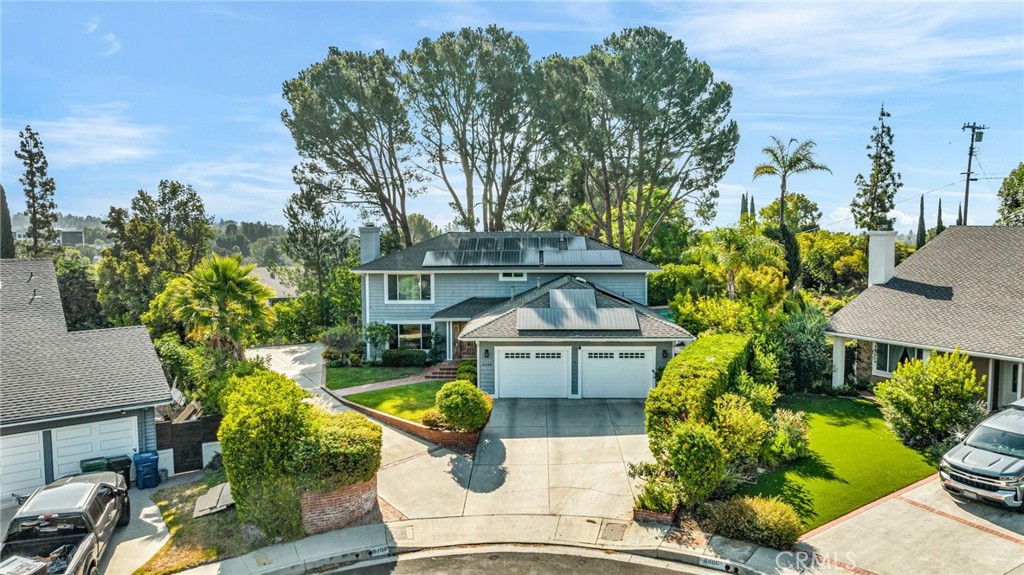 8404 Joan Lane