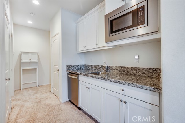 Gen-Suite kitchenette