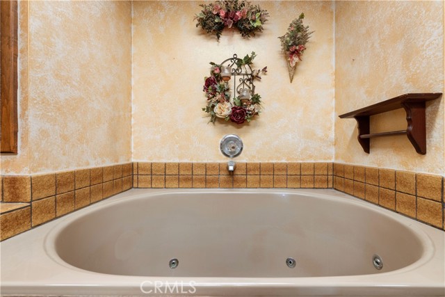 Detail Gallery Image 21 of 65 For 340 Fritch Rd, Lakeport,  CA 95453 - 7 Beds | 4 Baths