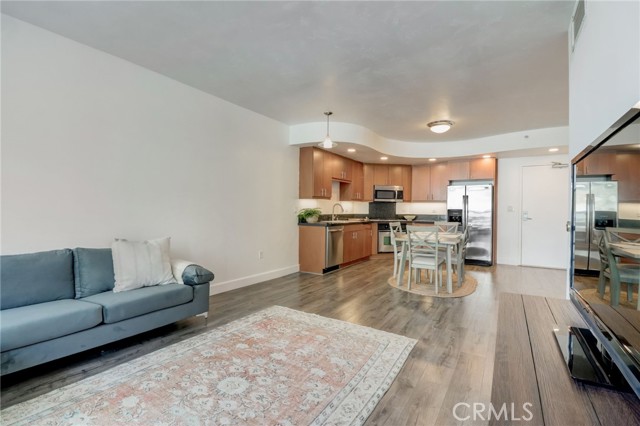 550 15th Street, San Diego, California 92101, 2 Bedrooms Bedrooms, ,1 BathroomBathrooms,Residential,For Sale,15th Street,CV24057344