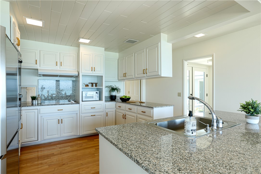 Detail Gallery Image 22 of 61 For 4865 Windsor Bld, Cambria,  CA 93428 - 4 Beds | 3 Baths