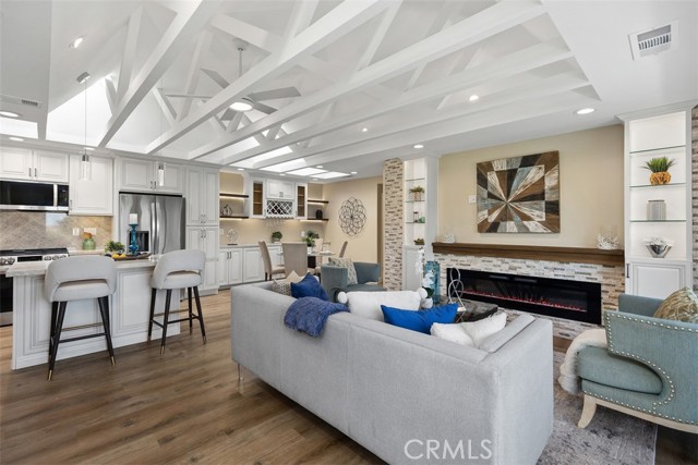 Detail Gallery Image 9 of 36 For 5351 Algarrobo #N,  Laguna Woods,  CA 92637 - 2 Beds | 2 Baths