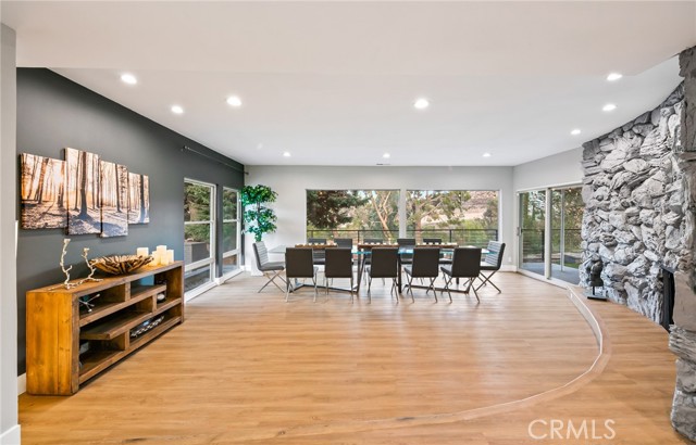3716 Crownridge photo 5