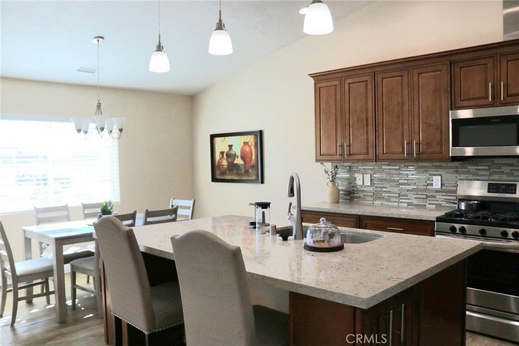 17375 Redding Street