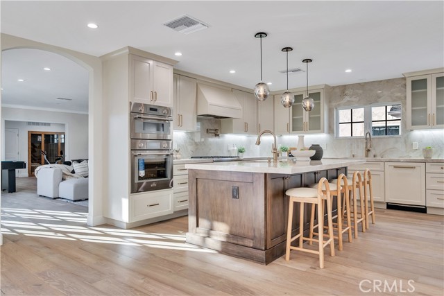 Detail Gallery Image 23 of 66 For 4001 4001 Pine, Long Beach,  CA 90807 - 5 Beds | 5 Baths