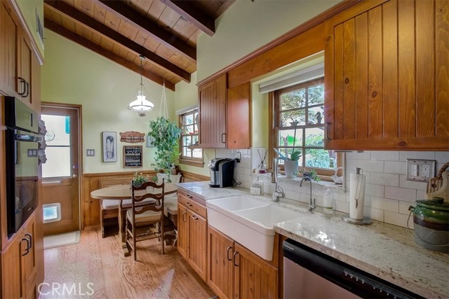 609 15th Street, Manhattan Beach, California 90266, 5 Bedrooms Bedrooms, ,1 BathroomBathrooms,Residential,Sold,15th,SB21193724