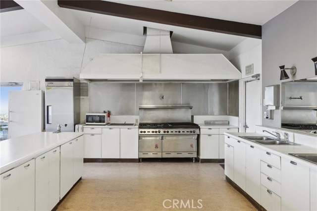 Detail Gallery Image 36 of 61 For 1165 Cherokee, Topanga,  CA 90290 - 3 Beds | 2 Baths