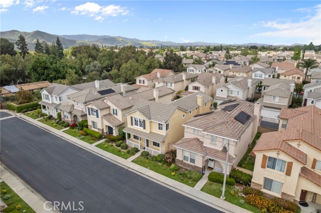 Detail Gallery Image 31 of 32 For 2535 Canterbury Ln, Simi Valley,  CA 93063 - 4 Beds | 2/1 Baths