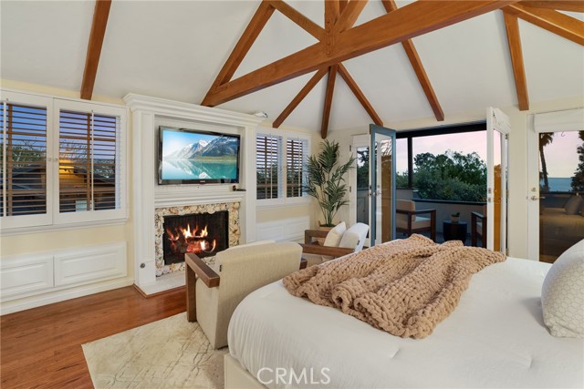 Detail Gallery Image 1 of 74 For 421 High Dr, Laguna Beach,  CA 92651 - 4 Beds | 4 Baths