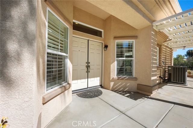 24217 Corte Cordoba, Murrieta CA: https://media.crmls.org/medias/6059b539-13fd-440f-be8c-0c8b7ae181cd.jpg