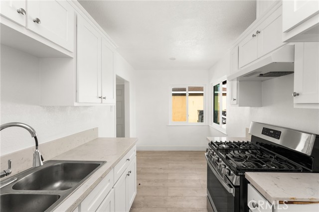 Detail Gallery Image 31 of 36 For 825 S Shelton St, Santa Ana,  CA 92703 - – Beds | – Baths