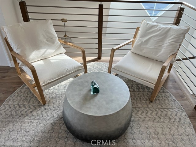 123 36th, Newport Beach CA: https://media.crmls.org/medias/605abe50-6830-41e0-bc49-8e9b24819258.jpg