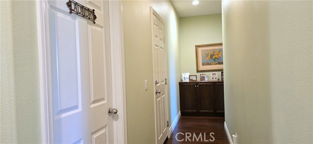 Detail Gallery Image 15 of 33 For 14915 Meadows Way, Corona,  CA 92880 - 3 Beds | 2/1 Baths