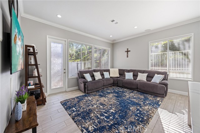 Detail Gallery Image 8 of 44 For 5 Salto, Aliso Viejo,  CA 92656 - 3 Beds | 2/1 Baths