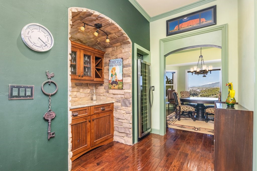Detail Gallery Image 12 of 75 For 32727 Vista Del Monte, Temecula,  CA 92591 - 4 Beds | 4 Baths