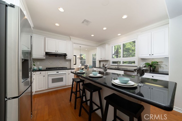 26 Upland, Irvine CA: https://media.crmls.org/medias/605d2078-65e3-4e54-bab6-04ae8881cbdf.jpg