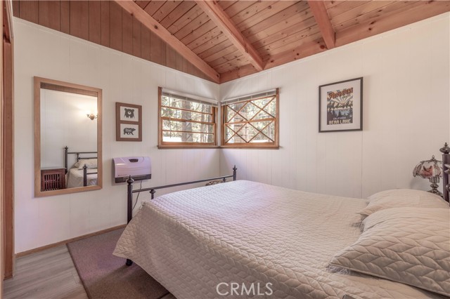 941 Anita Avenue, Big Bear City CA: https://media.crmls.org/medias/605dc376-39c1-4e8b-83c9-5bf39fd29b83.jpg