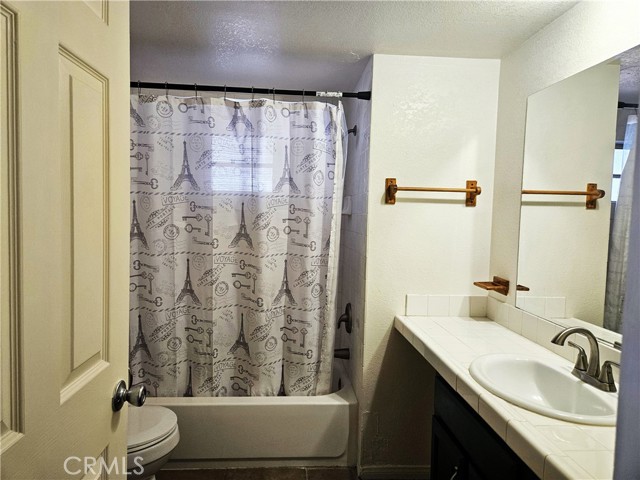 Detail Gallery Image 15 of 20 For 5711 Columbia Way #82,  Lancaster,  CA 93536 - 1 Beds | 1 Baths