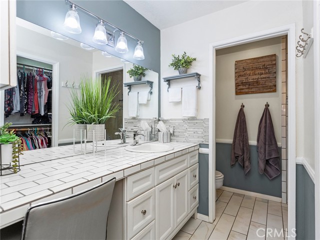 Detail Gallery Image 20 of 41 For 24637 Trevino Dr, Valencia,  CA 91355 - 3 Beds | 2/1 Baths