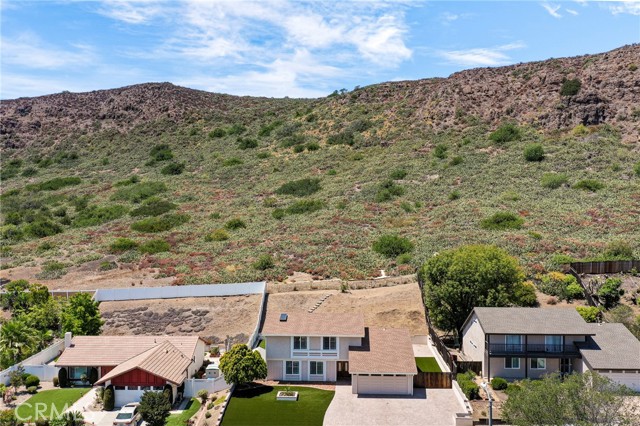 3257 N Big Sky Drive, Thousand Oaks CA: https://media.crmls.org/medias/60605fb3-f1be-4b76-bbdc-a203b7d56a77.jpg